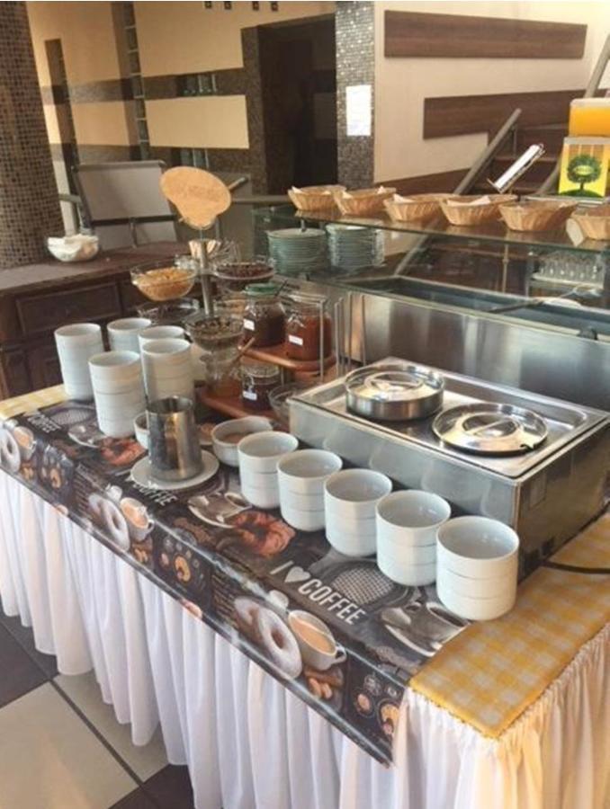 Piknik Wellness Hotel Шиофок Экстерьер фото